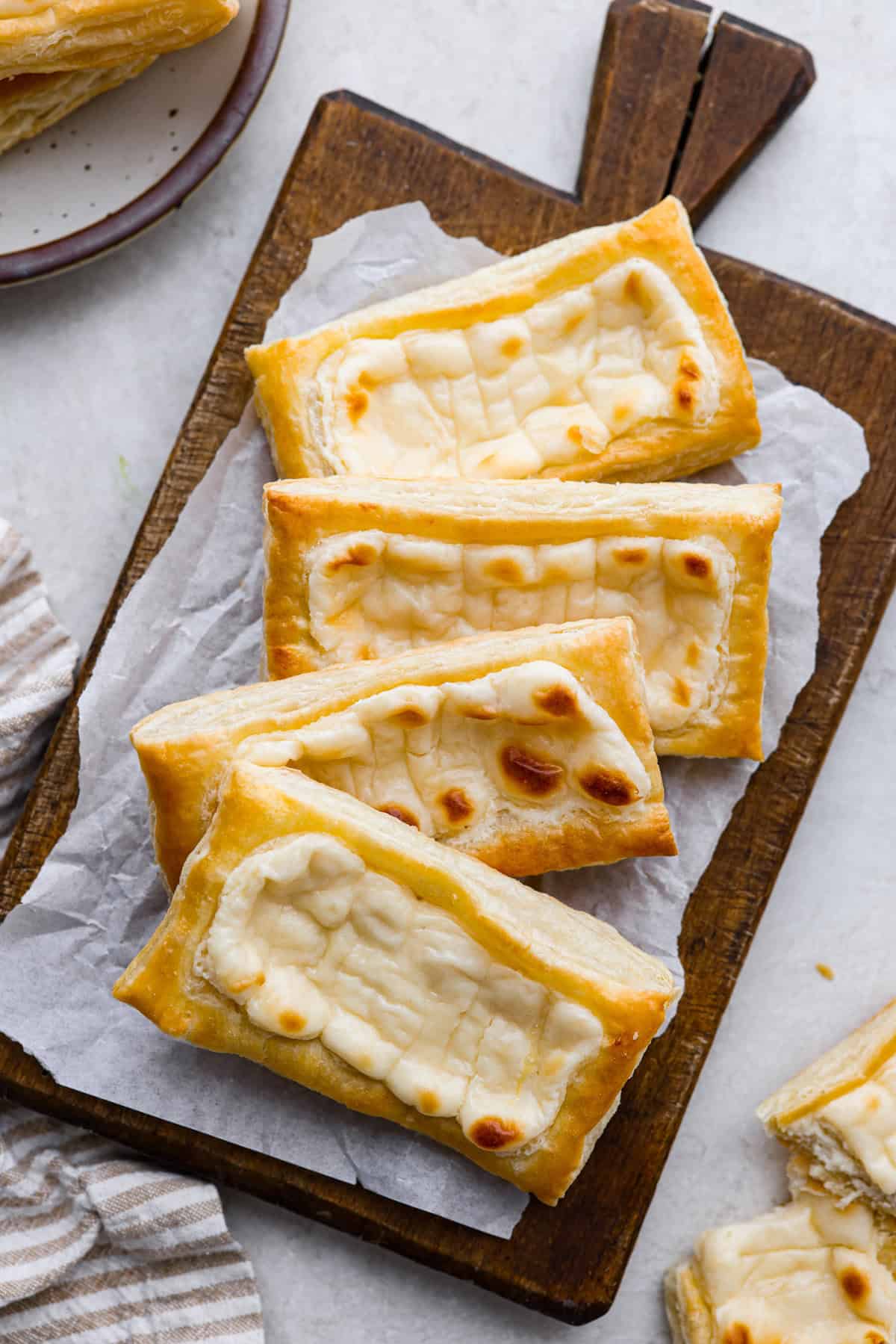Cheese danish